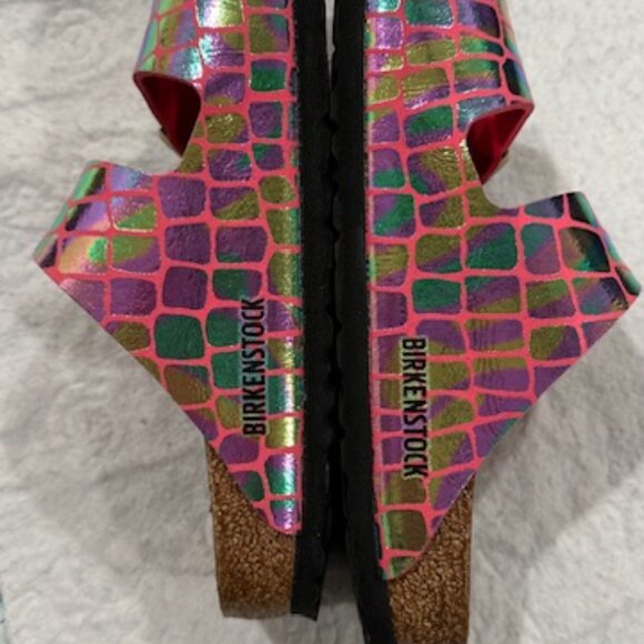 Birkenstock Arizona Gator Gleam Barbie Pink Two-Strap Comfort Women Sandal - Picture 3 of 3